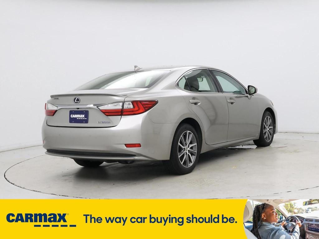 used 2016 Lexus ES 300h car, priced at $17,998
