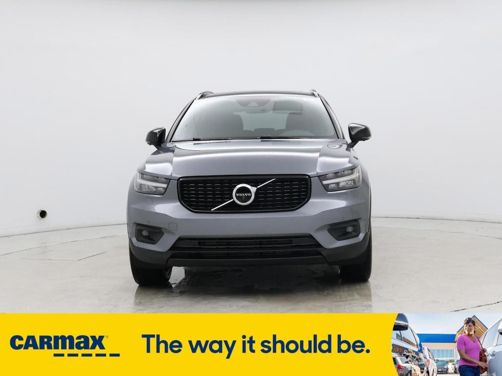 used 2019 Volvo XC40 car, priced at $22,998