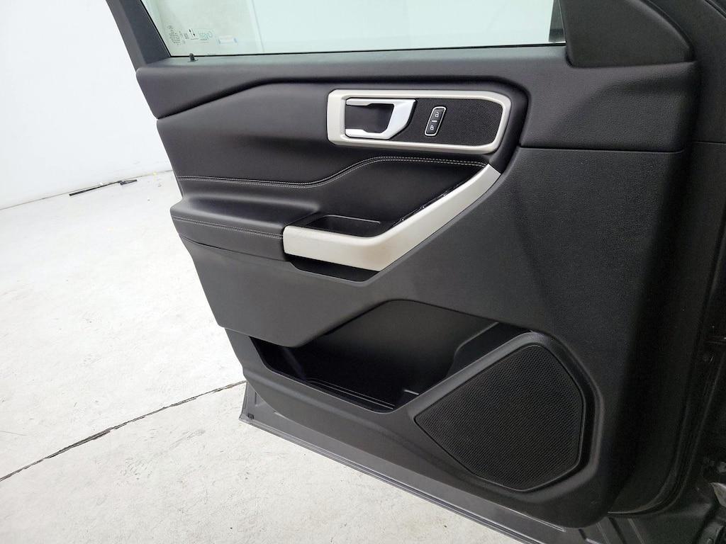 used 2022 Ford Explorer car, priced at $29,998