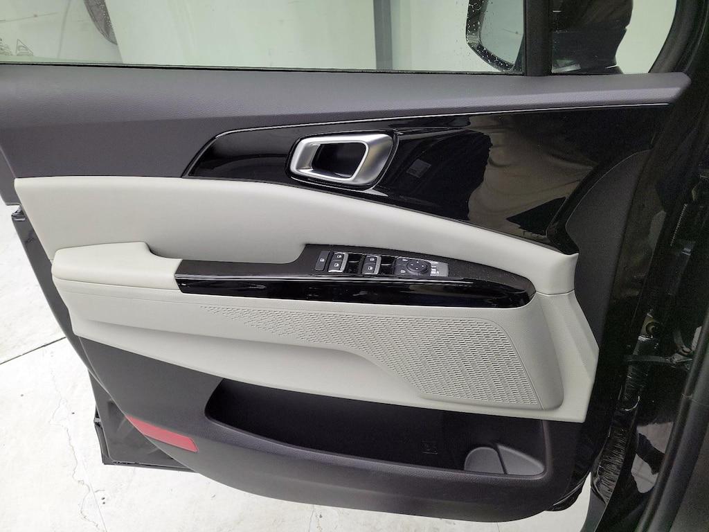 used 2024 Kia Carnival car, priced at $38,998