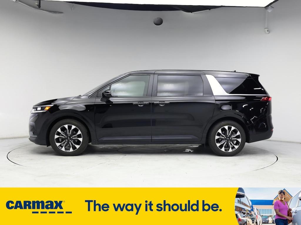 used 2024 Kia Carnival car, priced at $38,998