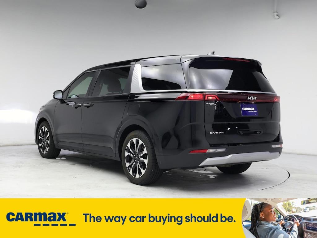 used 2024 Kia Carnival car, priced at $38,998