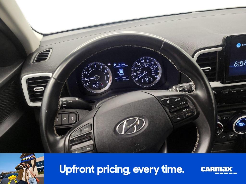 used 2022 Hyundai Venue car, priced at $18,998