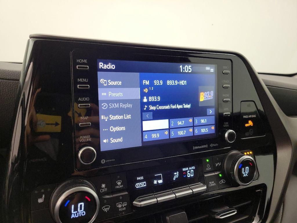 used 2021 Toyota Highlander car, priced at $34,998