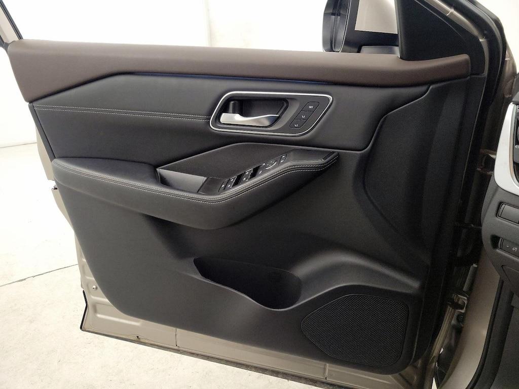 used 2023 Nissan Rogue car, priced at $30,998