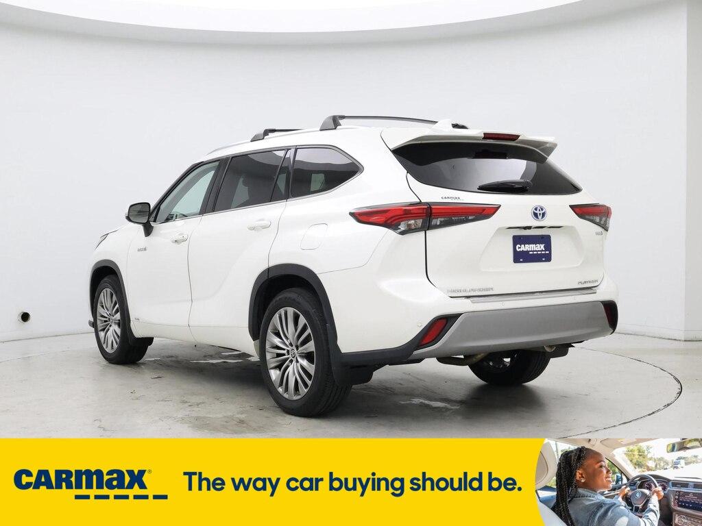 used 2021 Toyota Highlander Hybrid car, priced at $42,998
