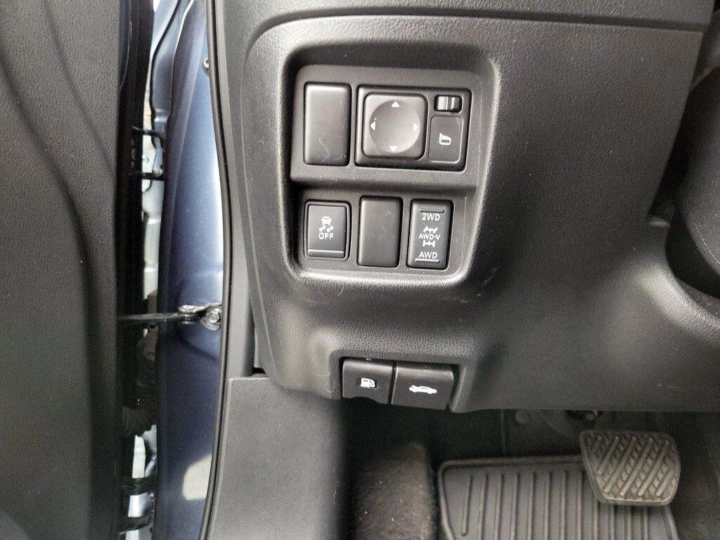 used 2013 Nissan Juke car, priced at $13,998