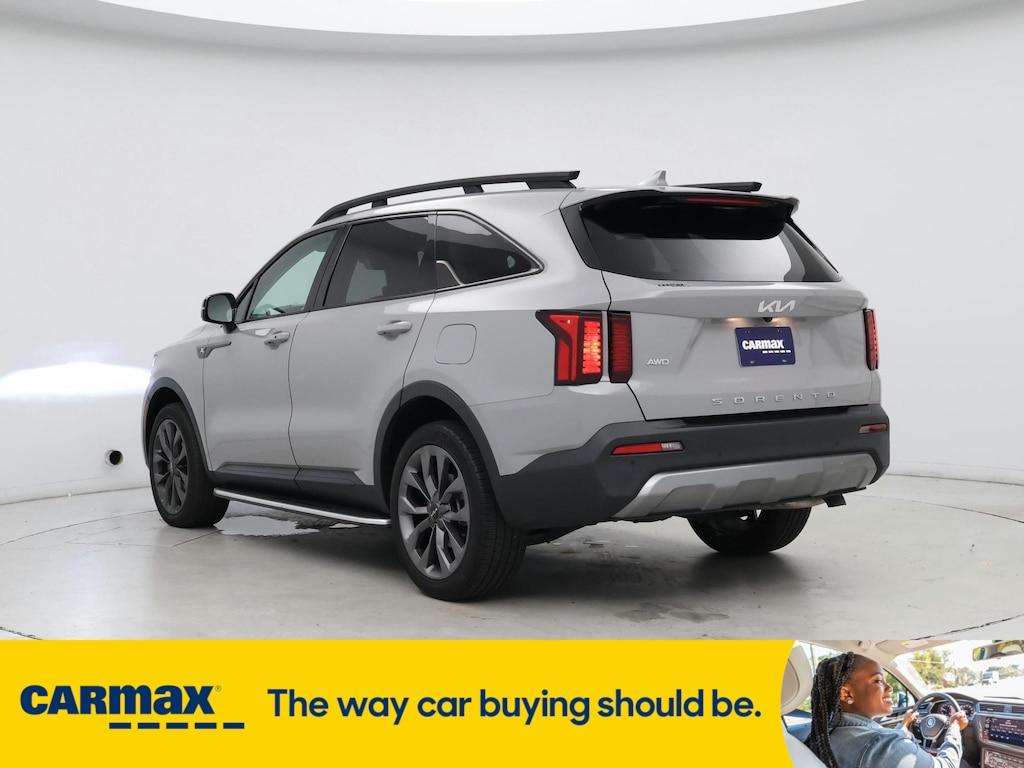 used 2022 Kia Sorento car, priced at $32,998