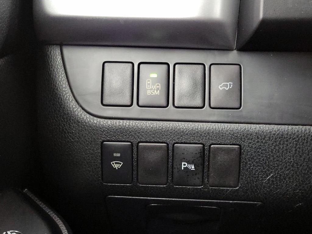 used 2014 Toyota Highlander car, priced at $22,998