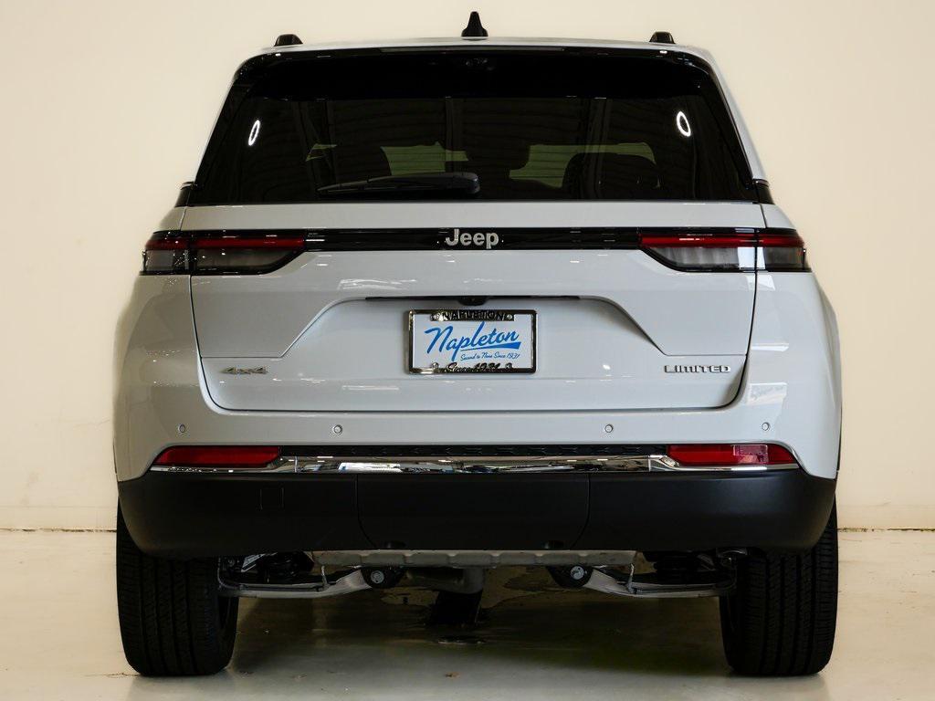 new 2025 Jeep Grand Cherokee car, priced at $48,365