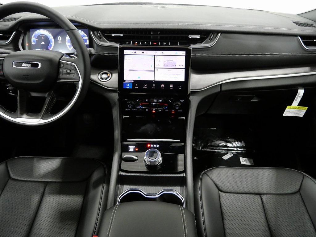 new 2025 Jeep Grand Cherokee car, priced at $48,365