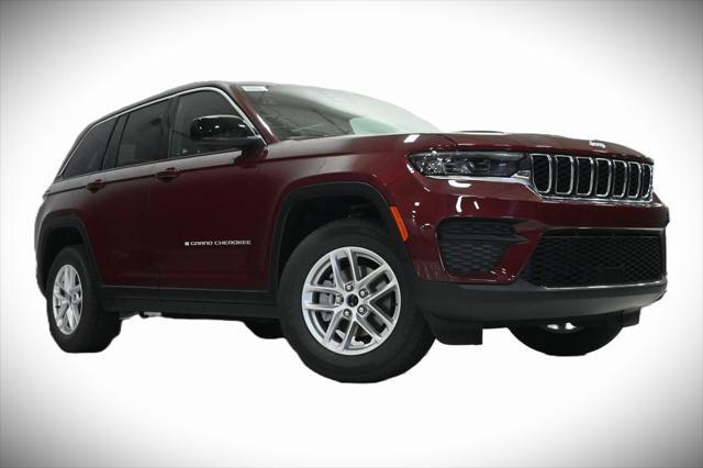 new 2025 Jeep Grand Cherokee car, priced at $37,090