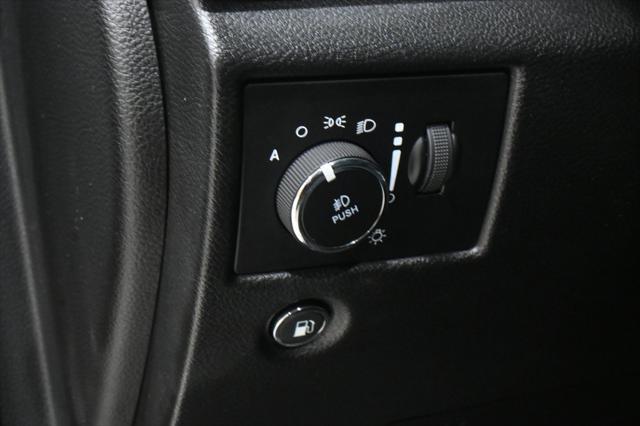 used 2021 Jeep Grand Cherokee car, priced at $29,800