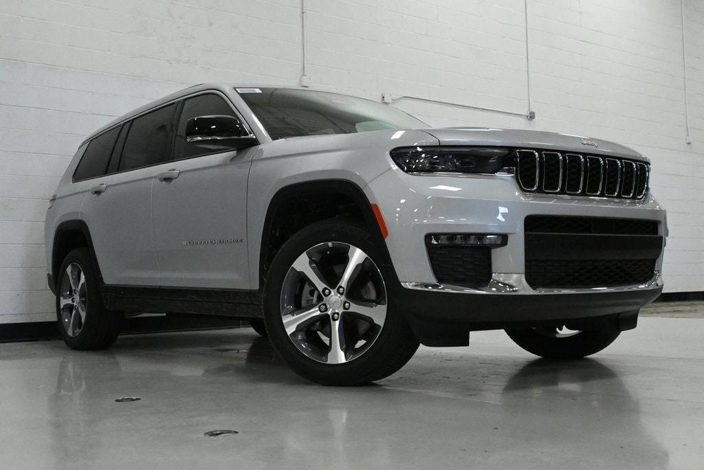 new 2024 Jeep Grand Cherokee L car, priced at $44,806