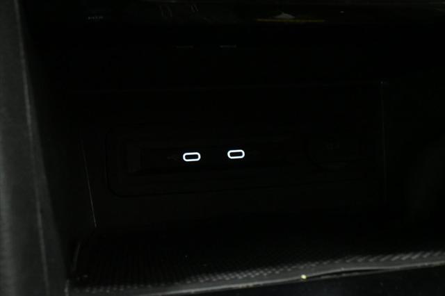 used 2022 Volkswagen Atlas Cross Sport car