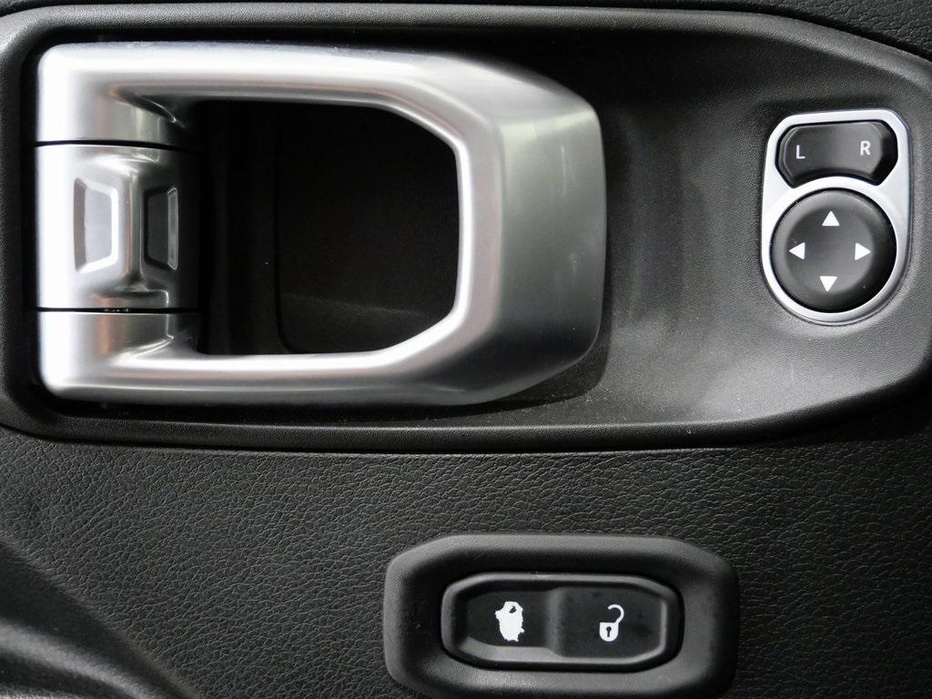 used 2019 Jeep Wrangler Unlimited car, priced at $25,000