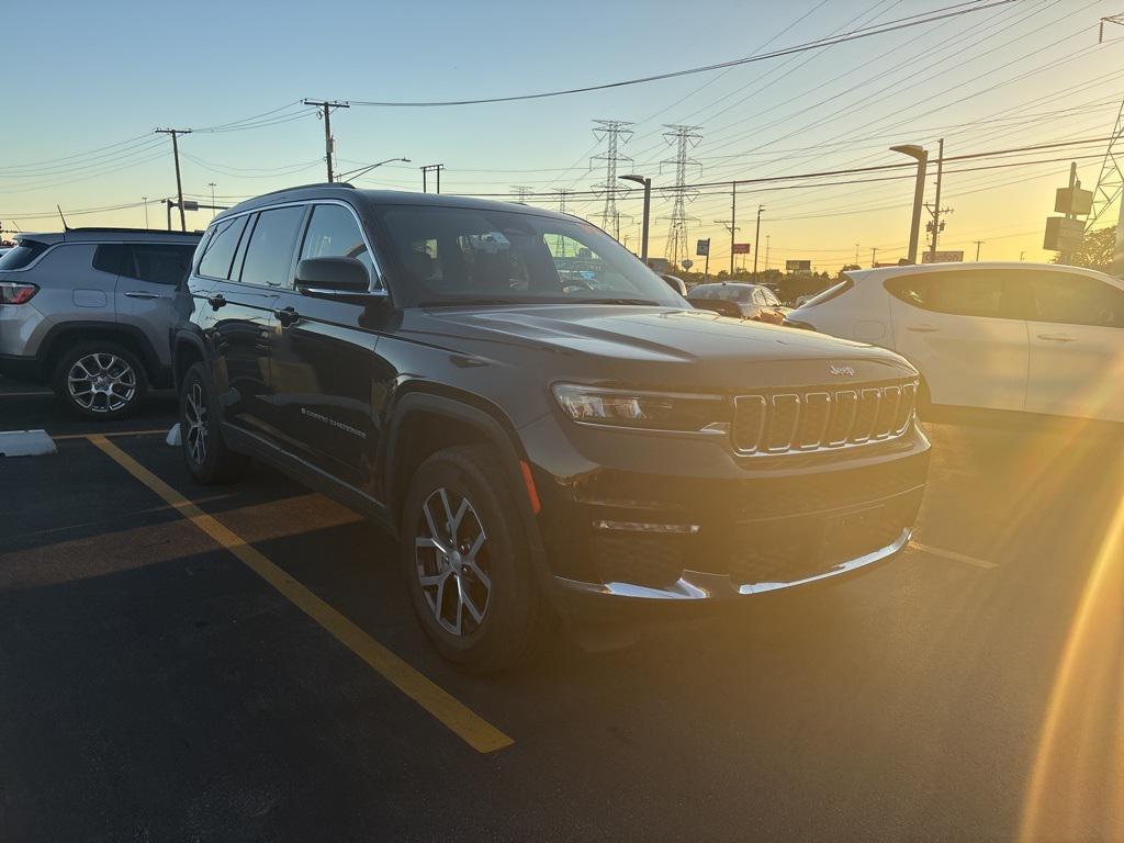 used 2024 Jeep Grand Cherokee L car, priced at $33,000
