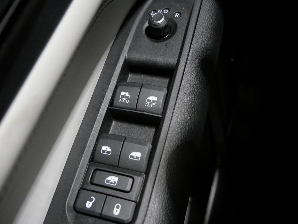 used 2022 Jeep Compass car, priced at $21,300