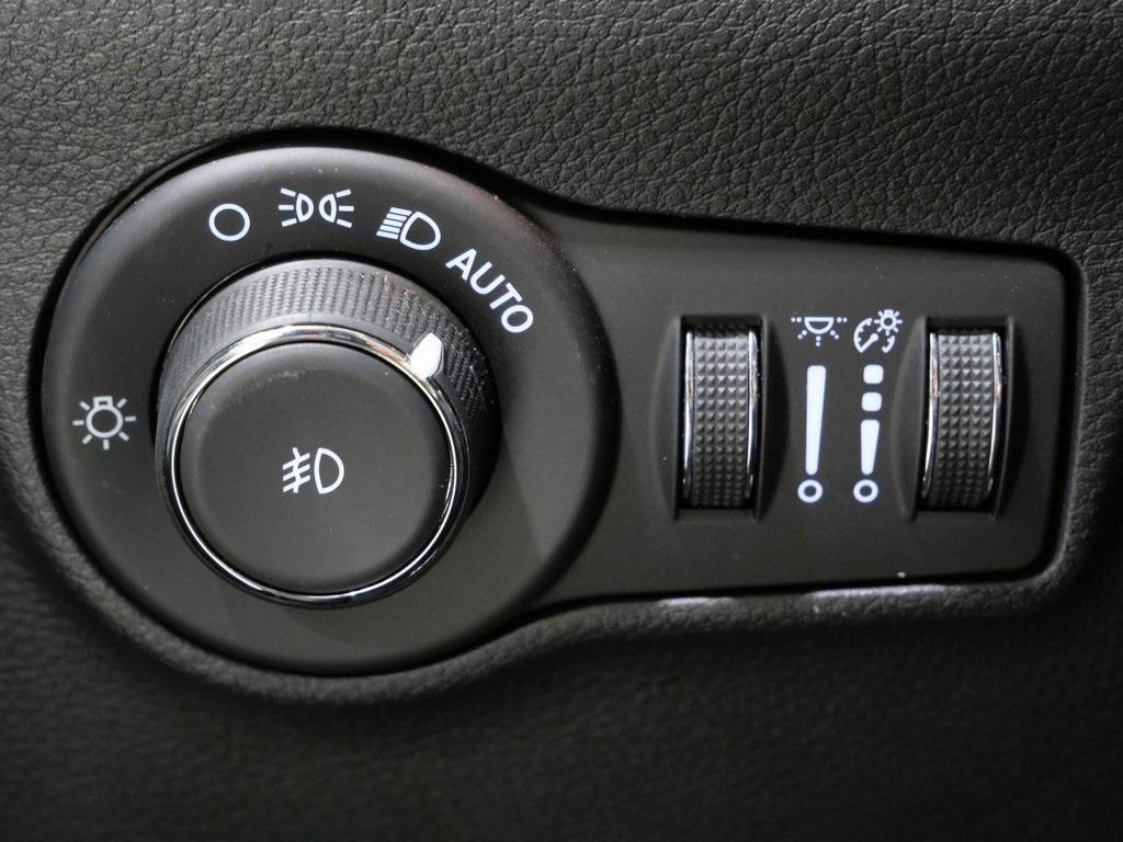 used 2022 Jeep Compass car, priced at $21,300