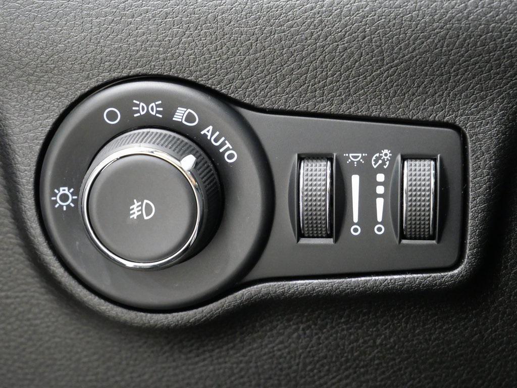 used 2022 Jeep Compass car, priced at $23,600