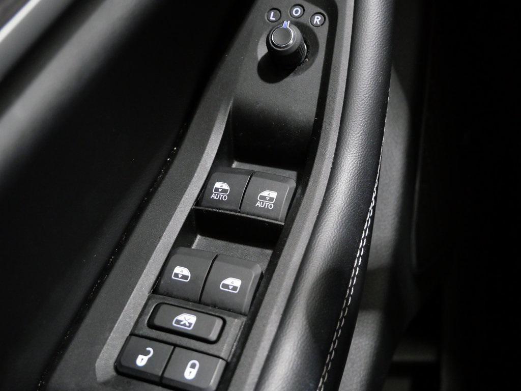 used 2021 Jeep Grand Cherokee L car, priced at $29,800