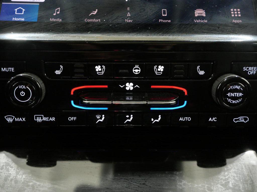 used 2021 Jeep Grand Cherokee L car, priced at $29,800