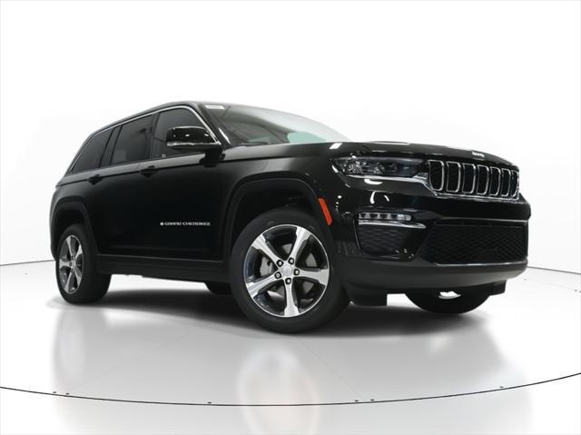 new 2024 Jeep Grand Cherokee car, priced at $42,207