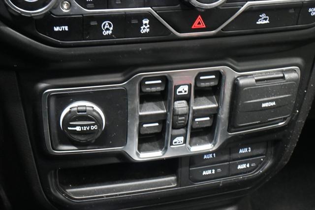 used 2022 Jeep Wrangler Unlimited car, priced at $32,400