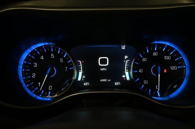 used 2023 Chrysler Pacifica car, priced at $22,000