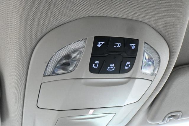used 2023 Chrysler Pacifica car, priced at $22,000
