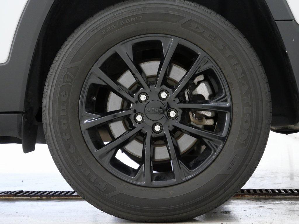 used 2023 Jeep Cherokee car, priced at $21,500