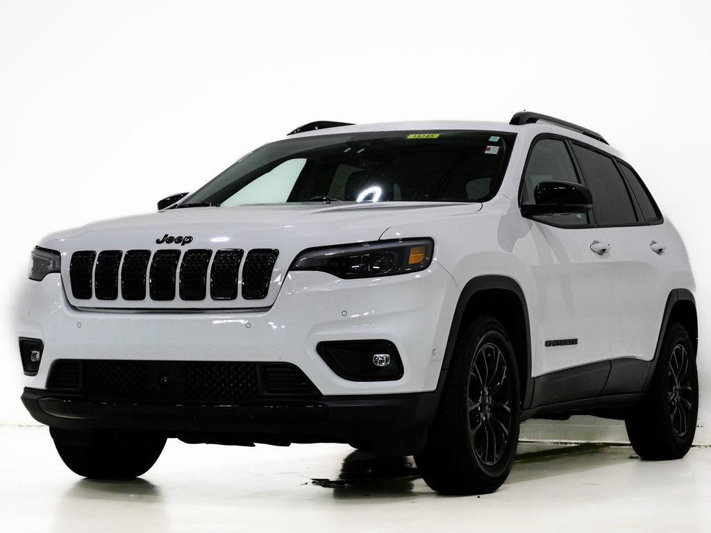 used 2023 Jeep Cherokee car, priced at $21,500