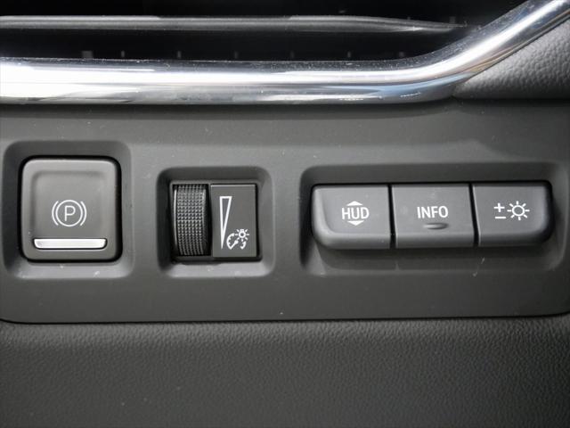 used 2022 Cadillac XT4 car, priced at $27,500