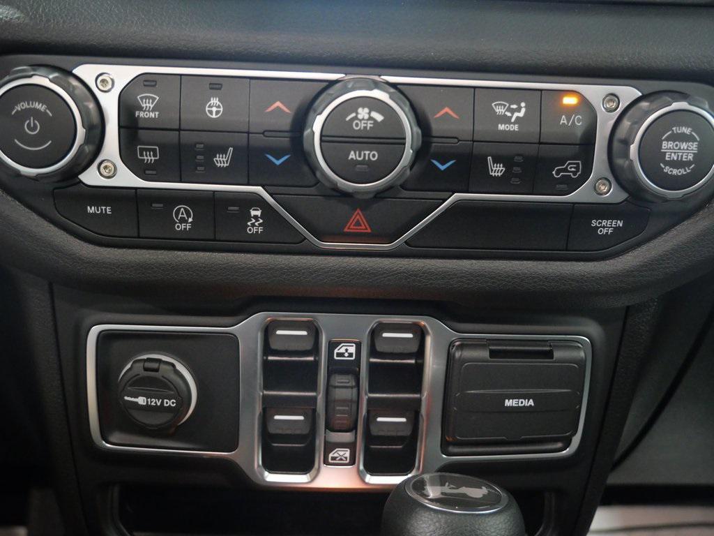 new 2025 Jeep Wrangler car, priced at $42,596