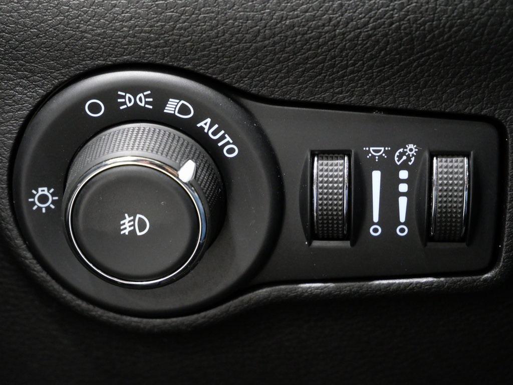 used 2022 Jeep Compass car, priced at $24,300