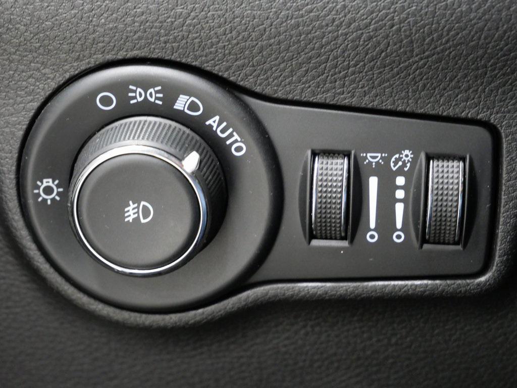 used 2022 Jeep Compass car, priced at $19,500