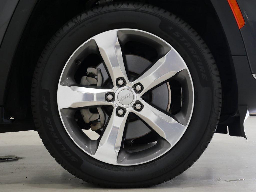 used 2022 Jeep Grand Cherokee L car, priced at $26,900