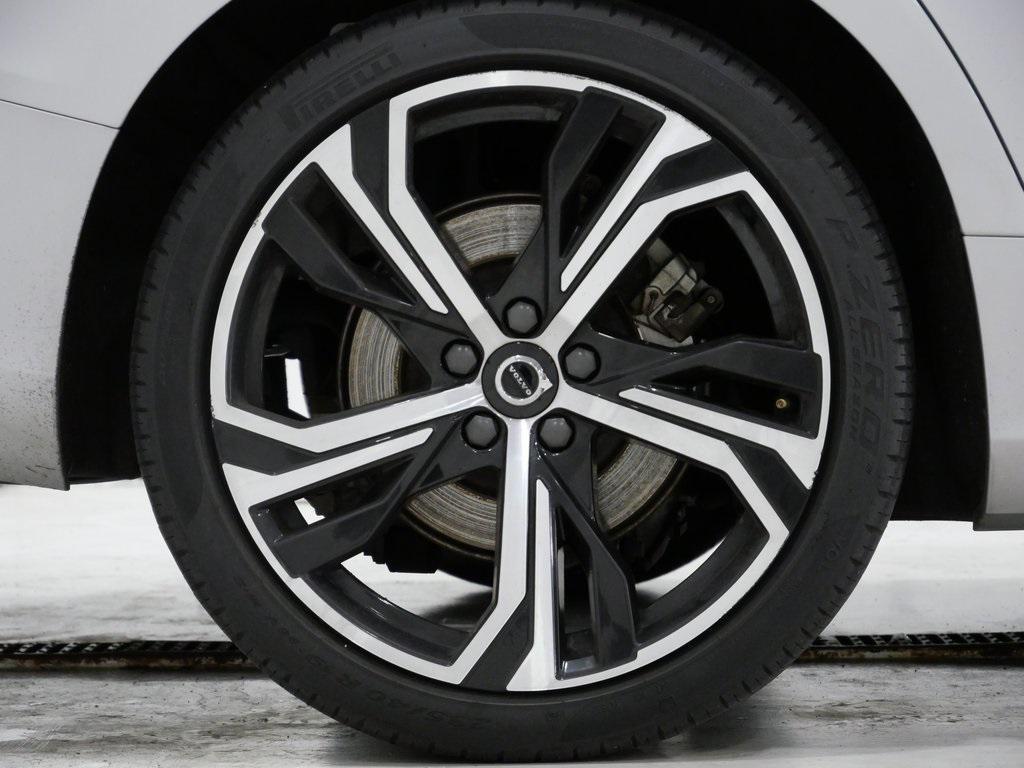 used 2024 Volvo S60 car, priced at $22,900