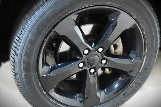 used 2023 Jeep Grand Cherokee car, priced at $31,500