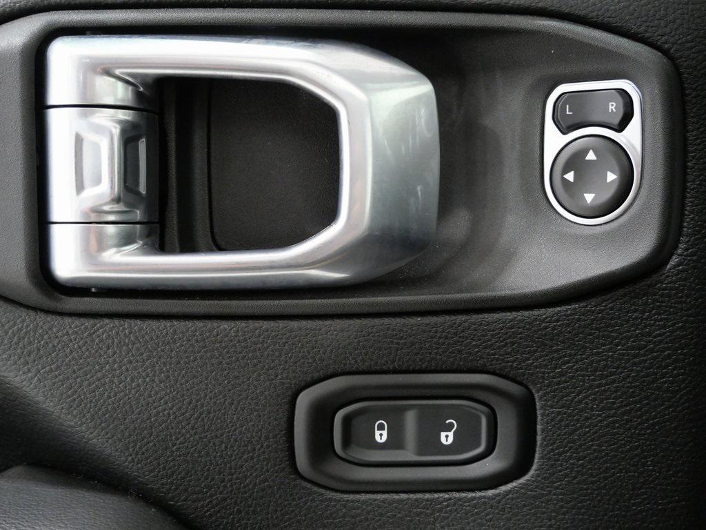 used 2021 Jeep Wrangler Unlimited car, priced at $37,000