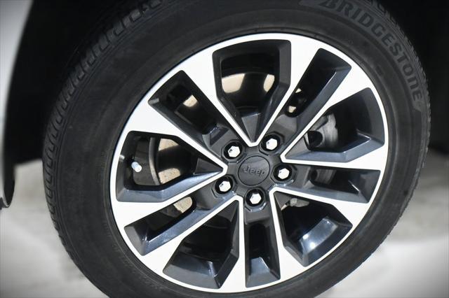 used 2021 Jeep Grand Cherokee L car, priced at $32,000