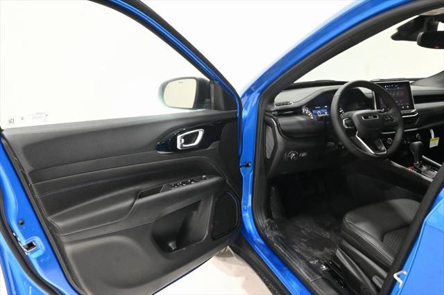 new 2025 Jeep Compass car, priced at $29,490