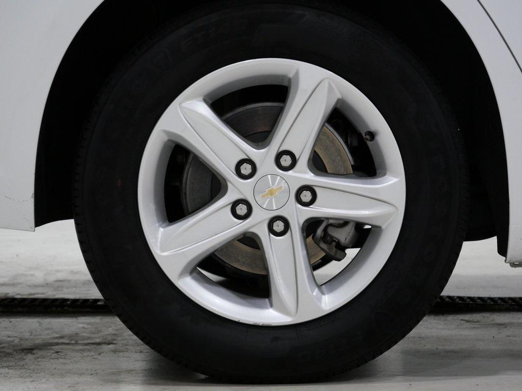 used 2024 Chevrolet Malibu car, priced at $19,000