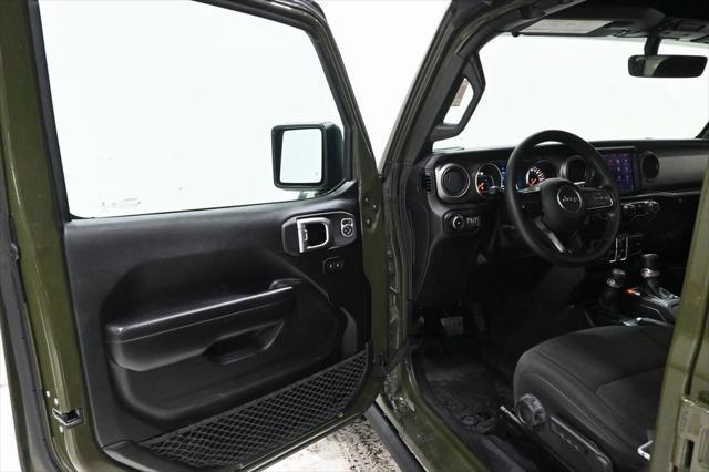 used 2020 Jeep Wrangler Unlimited car, priced at $28,000