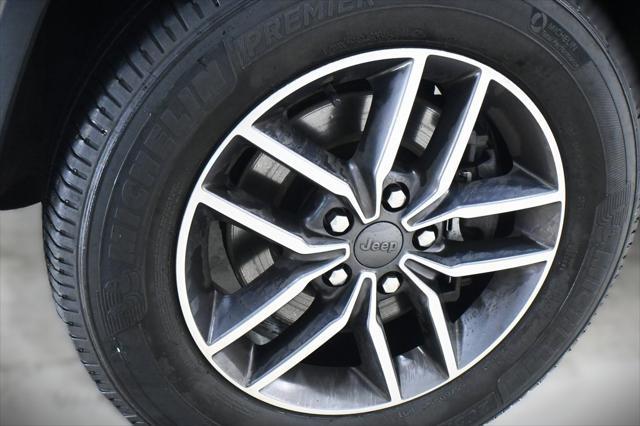 used 2021 Jeep Grand Cherokee car, priced at $28,000
