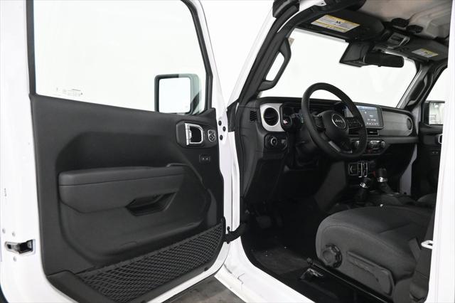 new 2025 Jeep Wrangler car, priced at $41,803