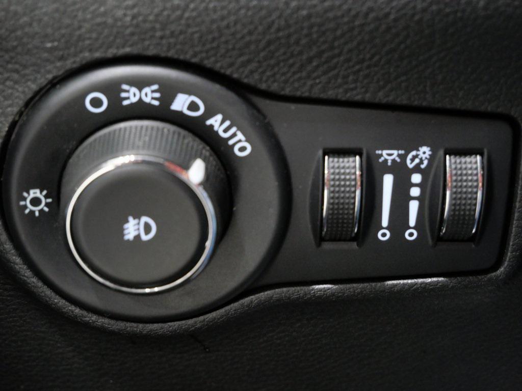 used 2022 Jeep Compass car, priced at $18,700