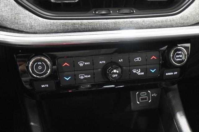 new 2025 Jeep Compass car, priced at $29,628