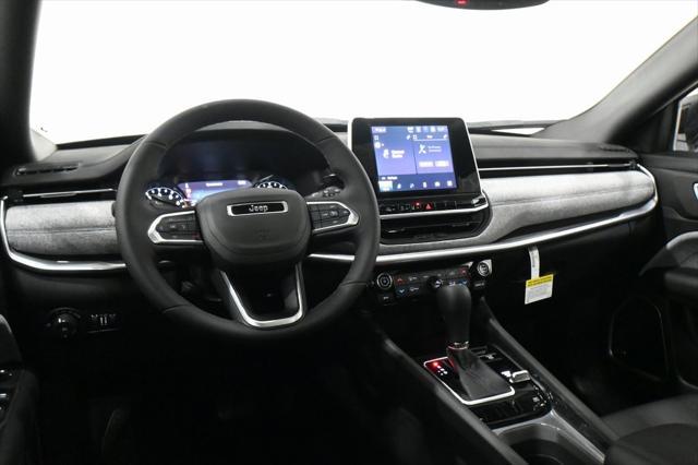new 2025 Jeep Compass car, priced at $29,628