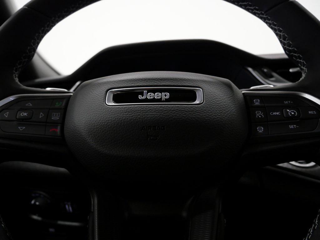 new 2025 Jeep Grand Cherokee L car, priced at $42,656